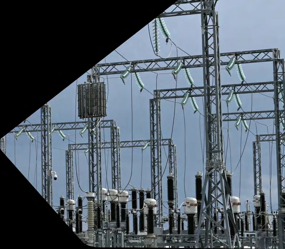 Equipment and electrical connections in a substation